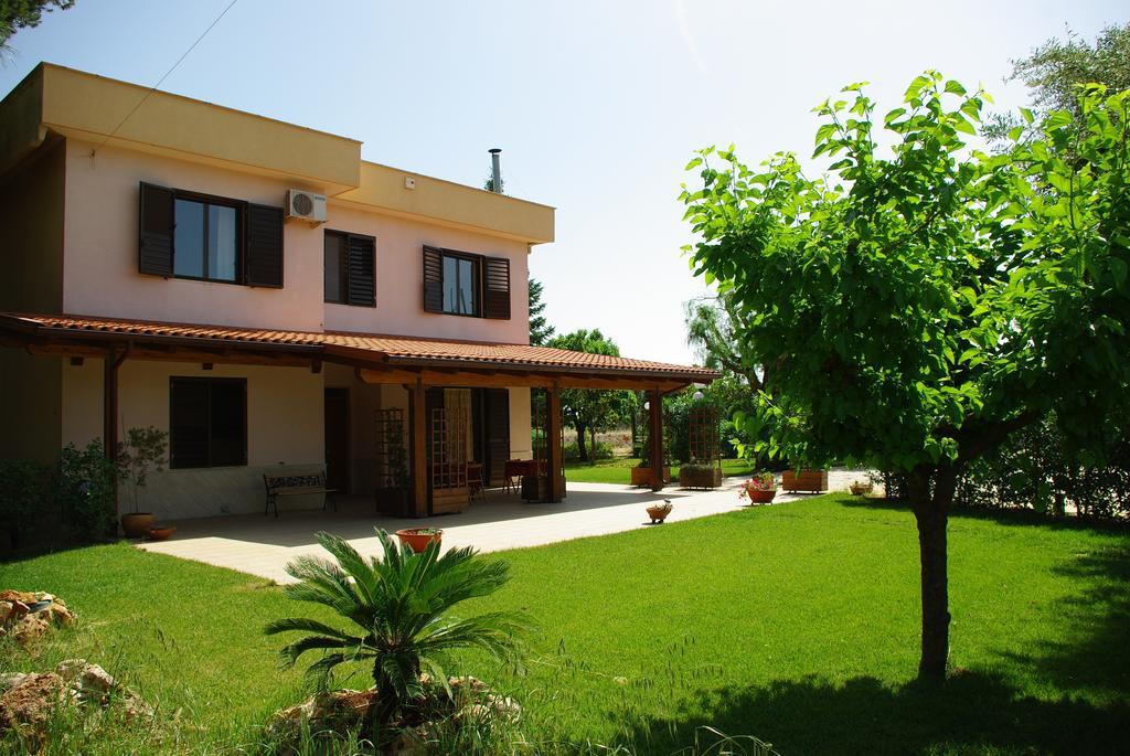 Villa Angela Resort Castellana Grotte Exterior photo